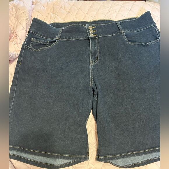 CopperFlash Blue Jean Shorts with Cuffed Hems - Picture 1 of 9